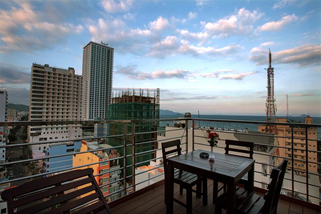 Golden Rain Hotel - Hoang Vu Nha Trang Exterior photo