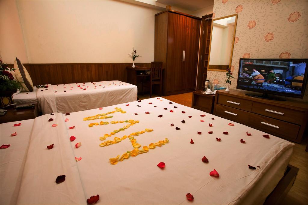 Golden Rain Hotel - Hoang Vu Nha Trang Room photo