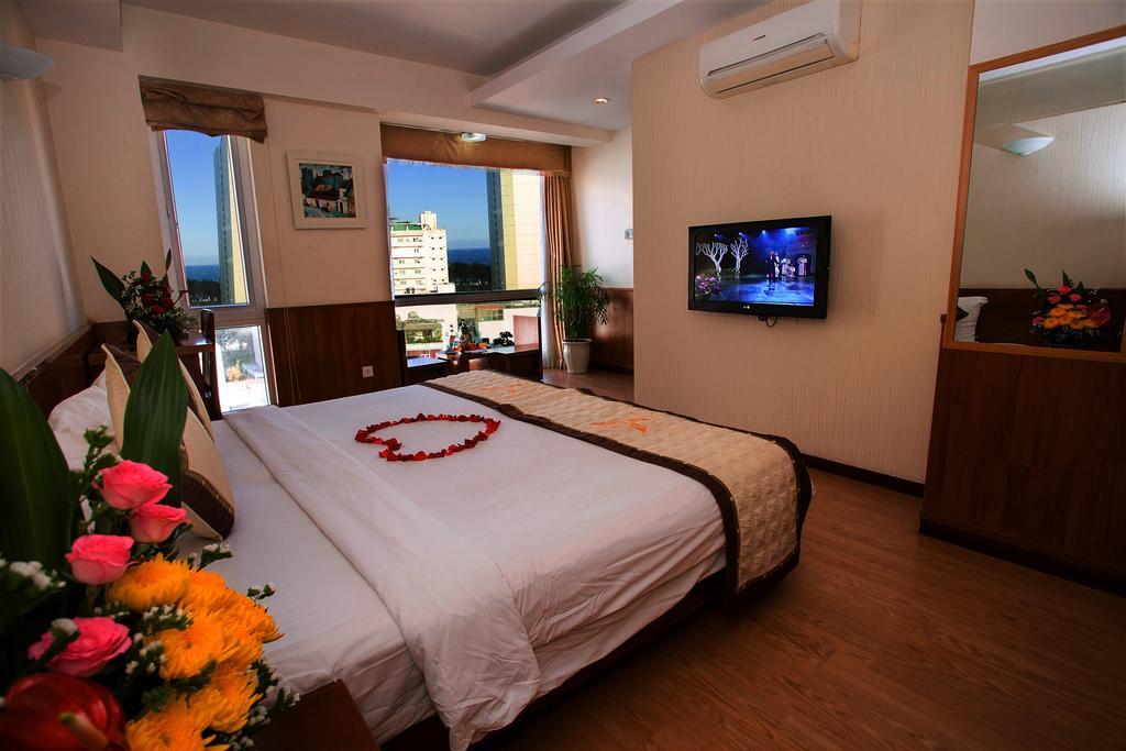 Golden Rain Hotel - Hoang Vu Nha Trang Room photo