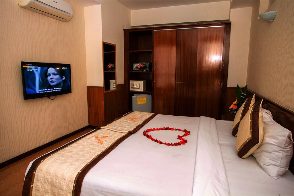 Golden Rain Hotel - Hoang Vu Nha Trang Room photo